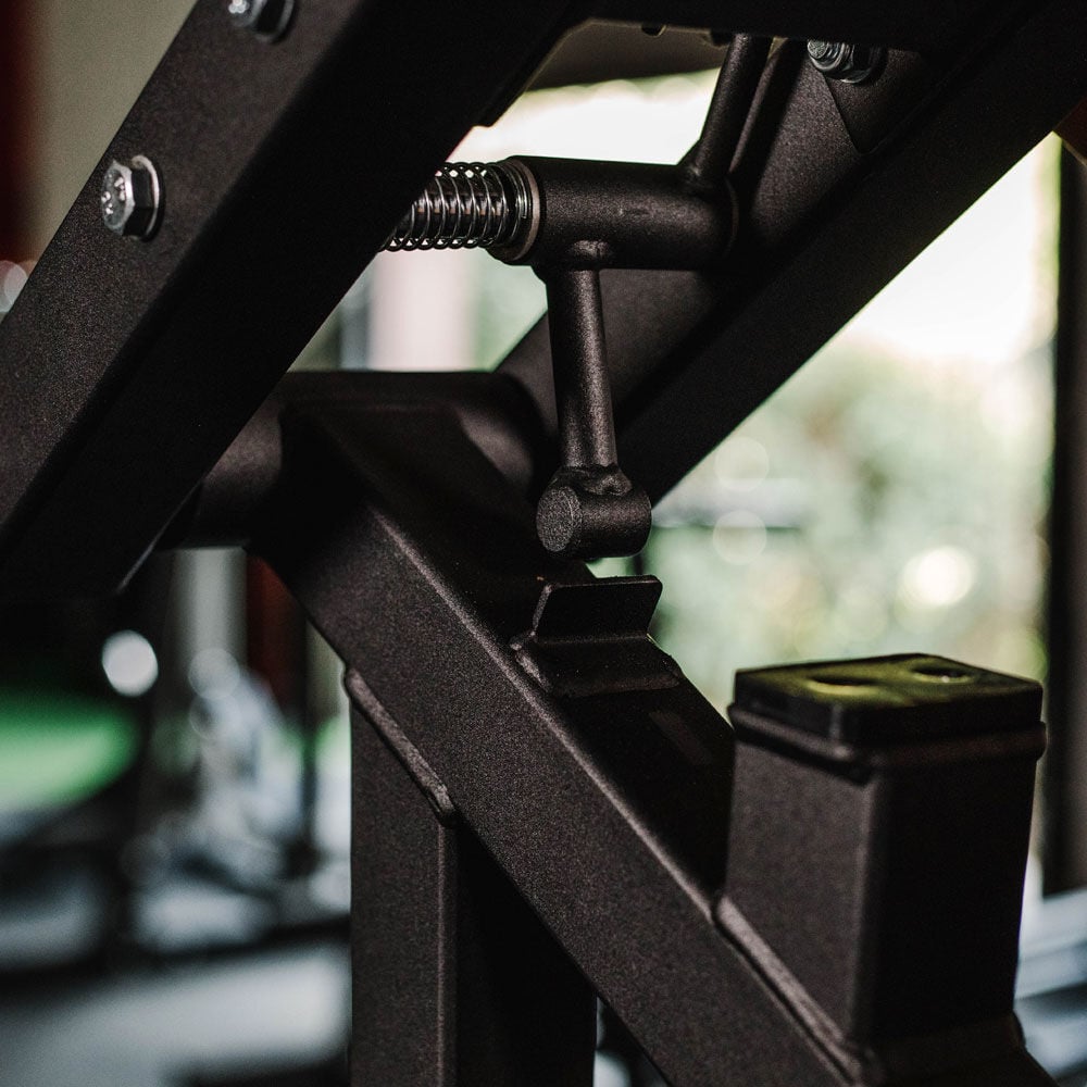 Plate-Loaded Deltoid And Shoulder Press Machine