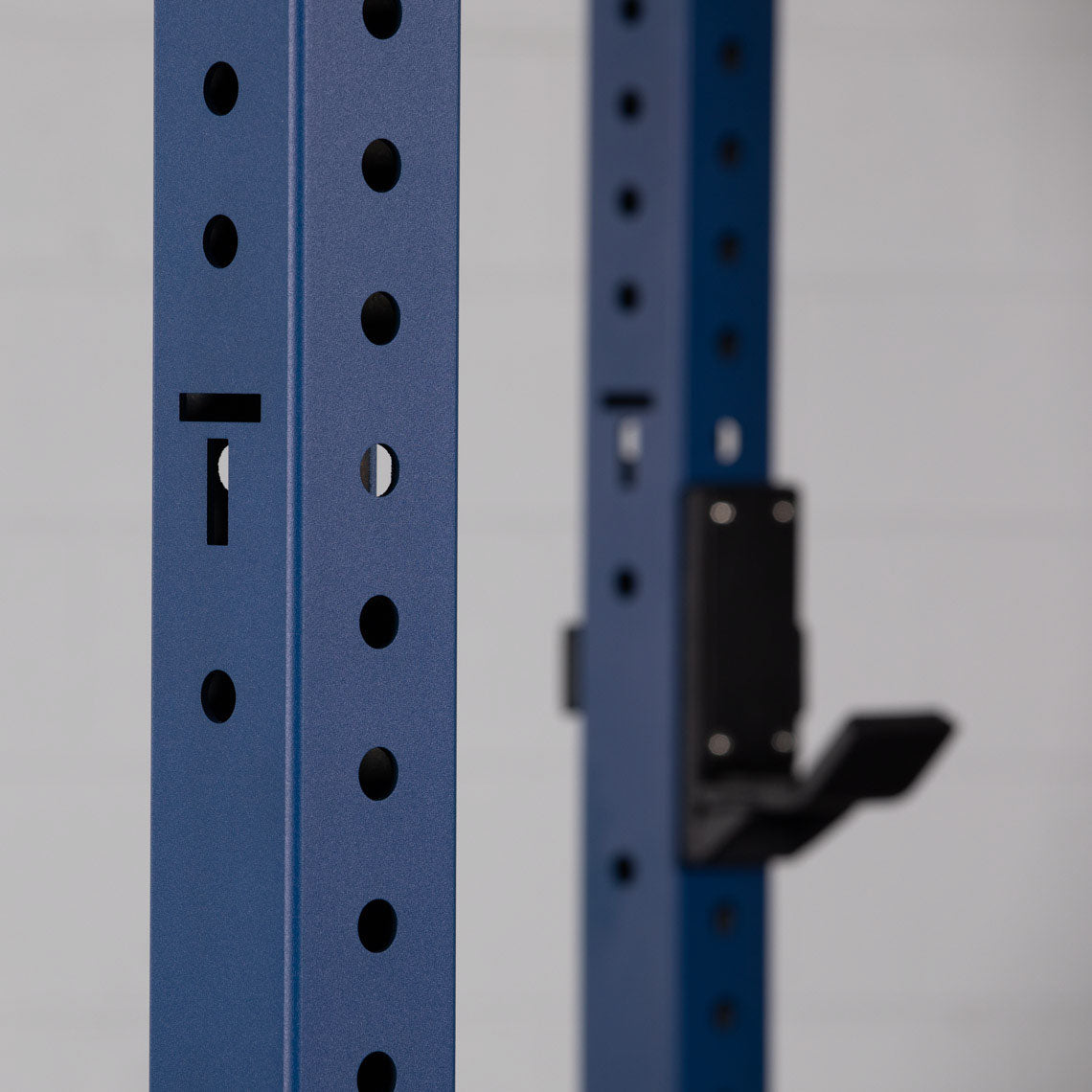 X-3 Series Bolt Down Power Rack