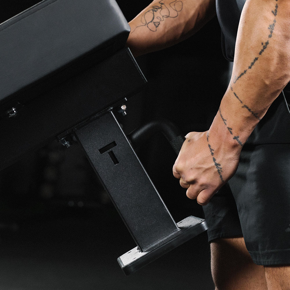 TITAN Series Single Post Flat Bench