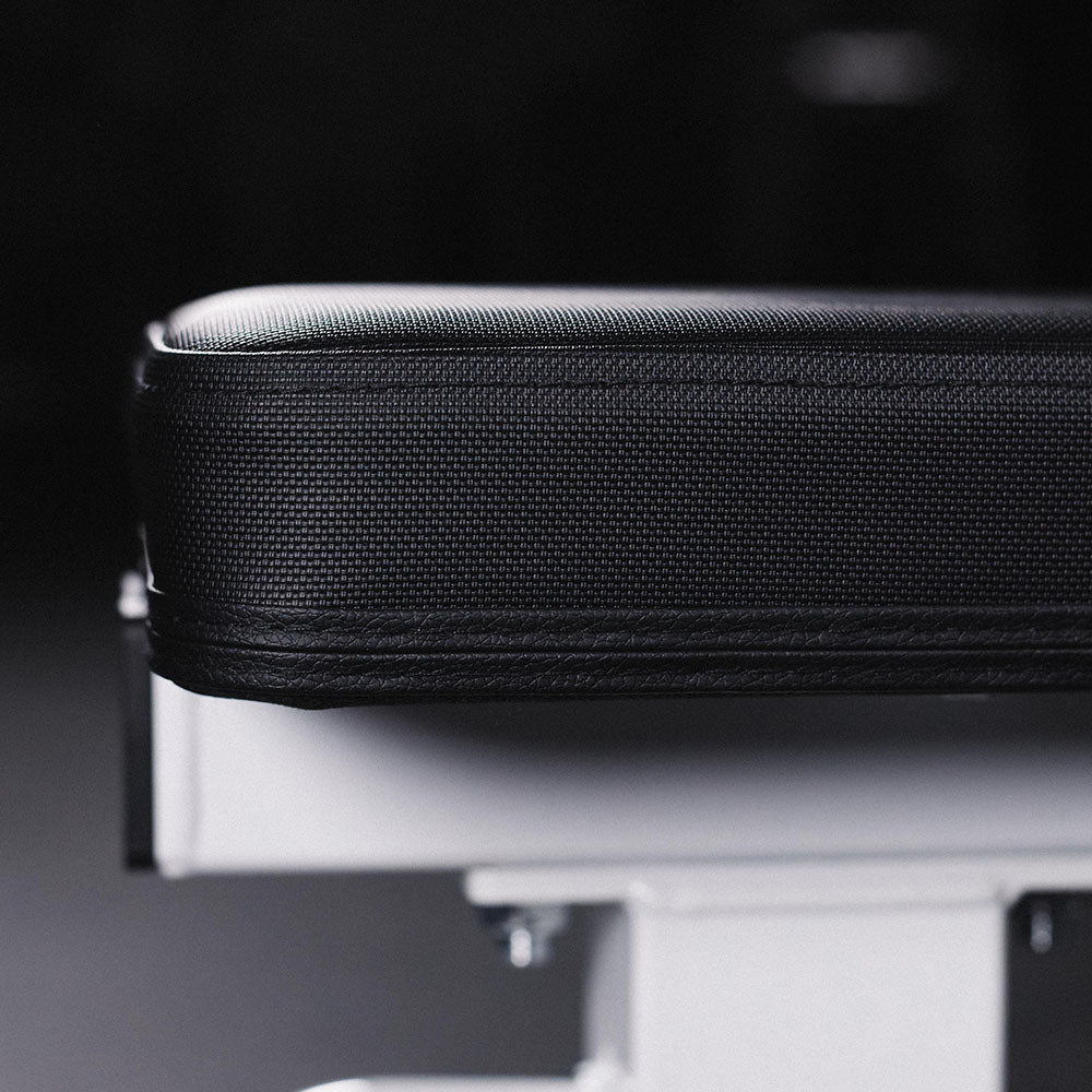Elite Series Single Post Flat Bench
