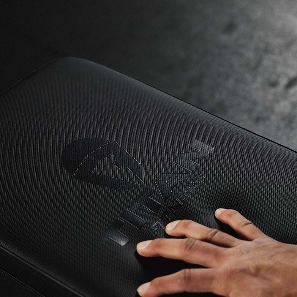 TITAN Series Single Post Flat Bench